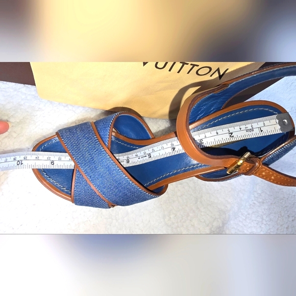 Louis Vuitton Blue Denim Wedge Platform Sandals size 37.5 - Picture 14 of 16